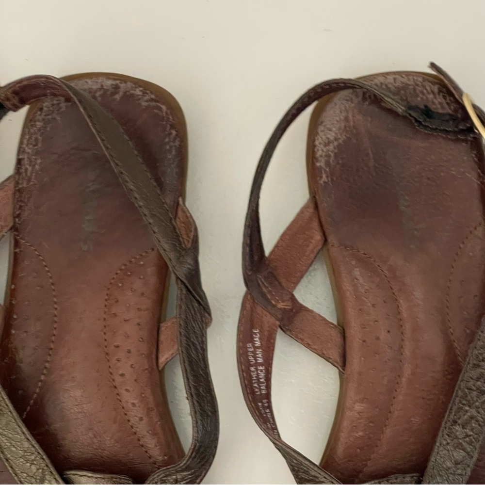 Clarks Sandals 2 pairs in Nude Tan and Brown Size 6 Leather - Picture 5 of 6